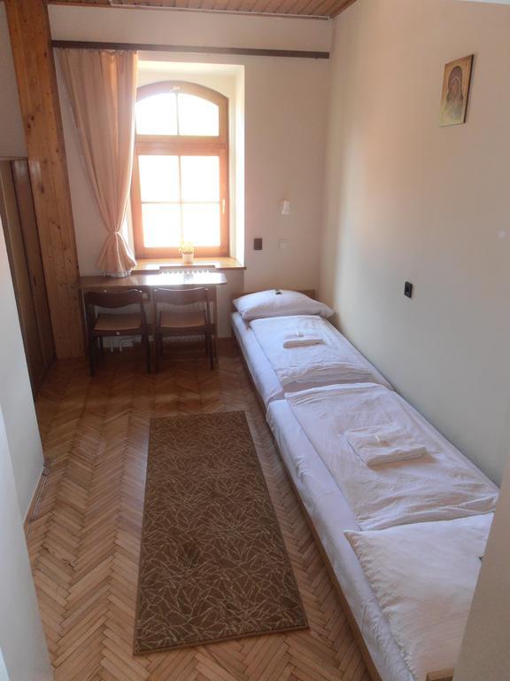 Martineum Felnottkepzo Akademia Hostel Szombathely Cameră foto